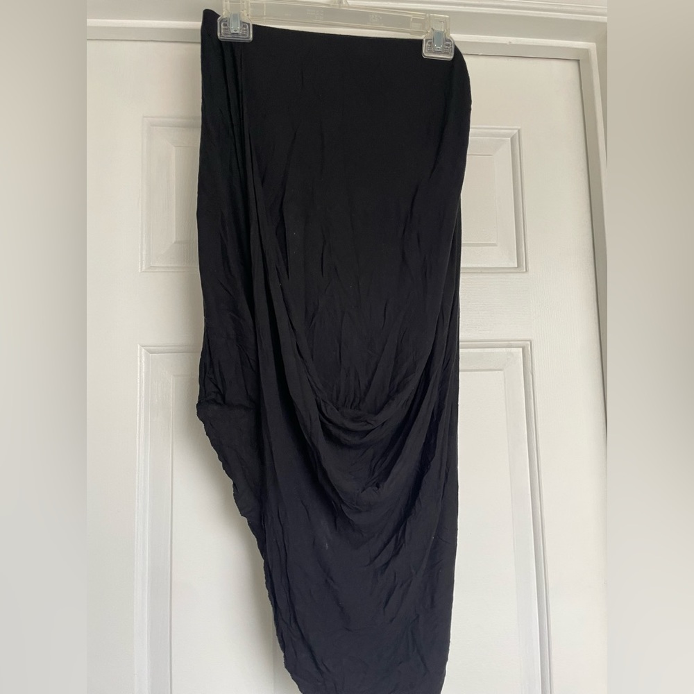 Express black asymmetric skirt